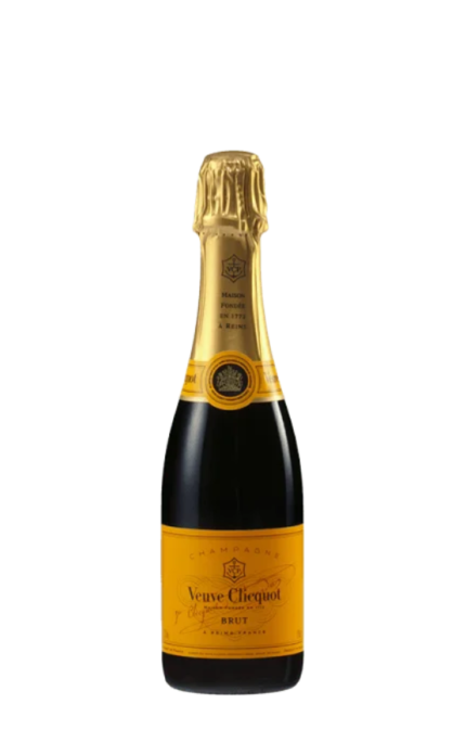 Demi-bouteille de Champagne Veuve Clicquot Brut Carte Jaune, présentée avec son étiquette jaune distinctive et sa capsule dorée.