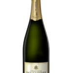 Bouteille de Champagne Delamotte Blanc de Blancs Brut, avec une étiquette élégante et une capsule dorée.