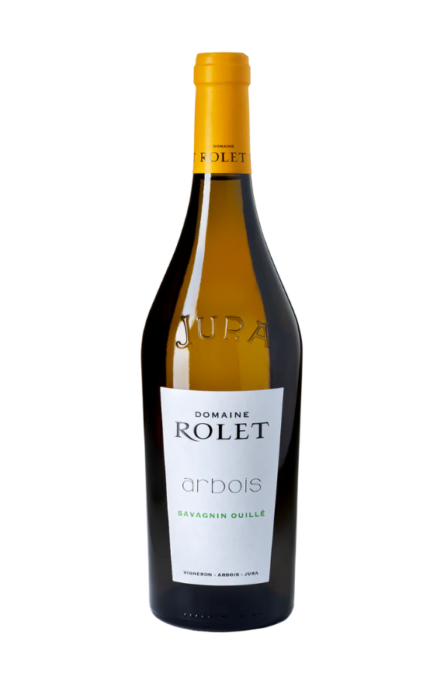 Bouteille de Arbois Savagnin Ouillé 2020 du Domaine Rolet, avec une étiquette grise et une capsule jaune.