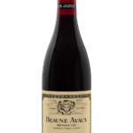 Bouteille de Beaune Les Avaux Premier Cru 2020 du Domaine Louis Jadot avec une étiquette beige et une capsule rouge.