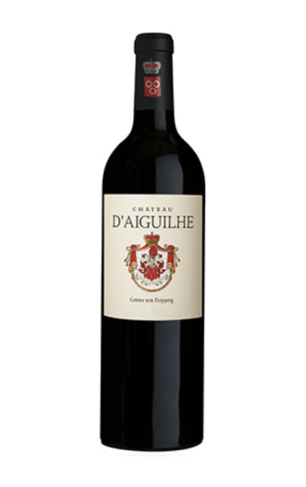 Bouteille de Château d'Aiguilhe 2019, un vin rouge de Bordeaux, avec une étiquette portant le blason du domaine au centre.